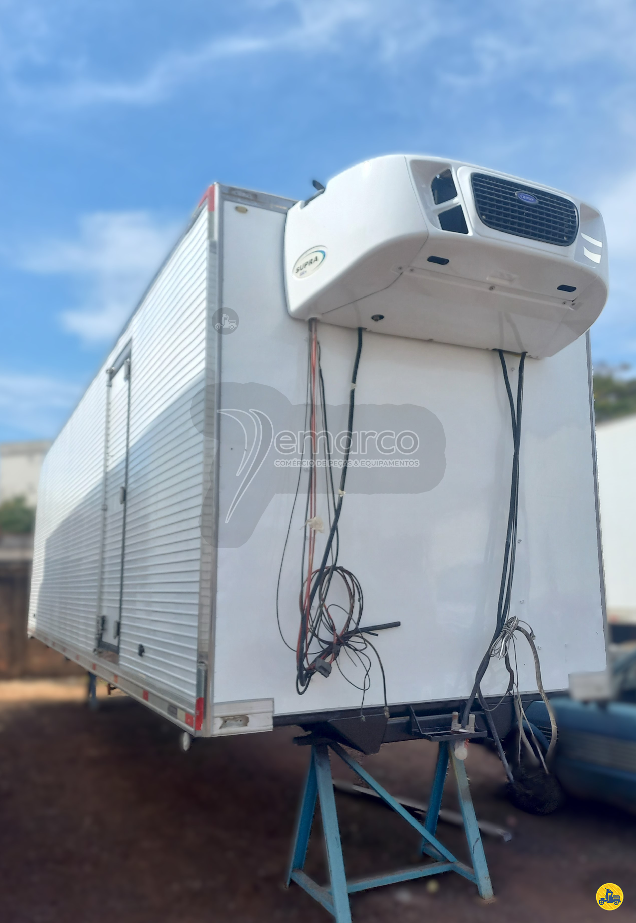 CARROCERIA SOBRE CHASSI  BITRUCK BAU FRIGORIFICO Demarco Equipamentos IBIPORA PARANÁ PR